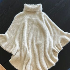 Anthropologie Akemi + Kin Mohair Poncho